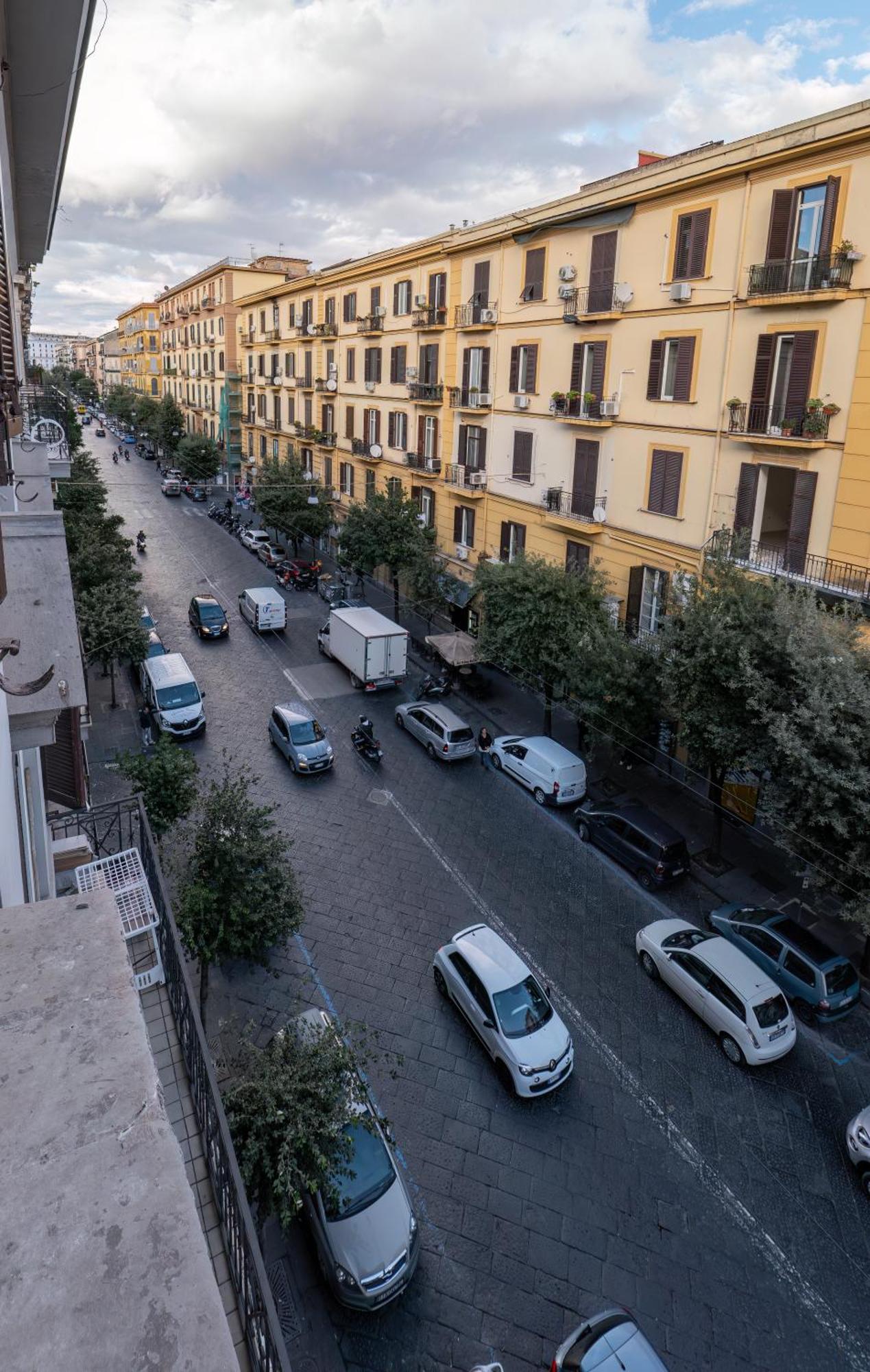 Garibaldi 125 Hotel Naples Exterior photo